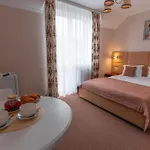Hotel&restaurant Premium Club ホテル ヤレムチャ
