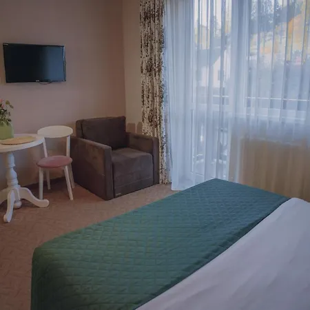 מלון Hotel&restaurant Premium Club ירמכה