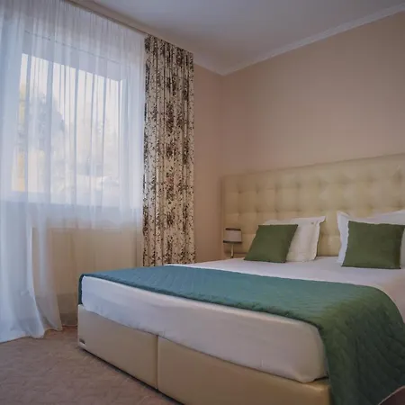 Hotel&restaurant Premium Club ירמכה