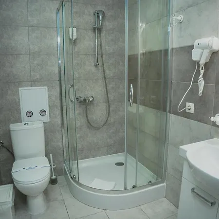 Hotel&restaurant Premium Club 3* Jaremtsche