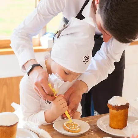 מלון Hotel&restaurant Premium Club