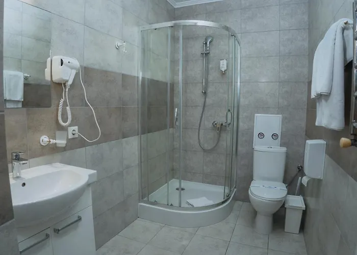 מלון Hotel&restaurant Premium Club ירמכה
