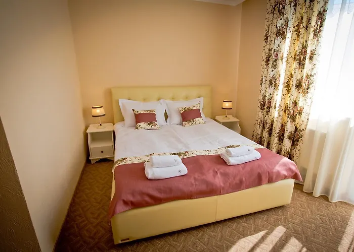 Hotel&restaurant Premium Club מלון 3*