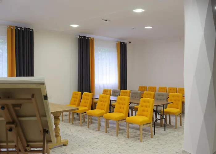 Hotel&restaurant Premium Club מלון 3*